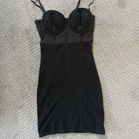 Guess dress - Picture 1 of 6